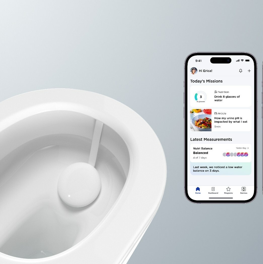 Clip on urine analysis device for at-home health monitoring