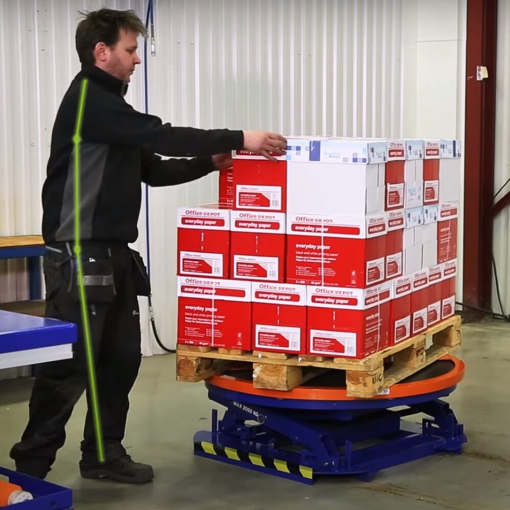 Bad back? Automated, collaborative pallet unloading platform, safer and faster