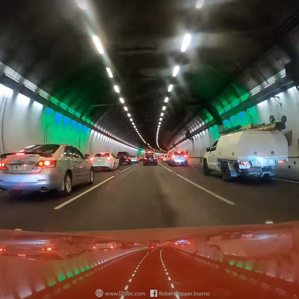 Dynamic pacemaker lights keep traffic moving in Melbourne tunnel