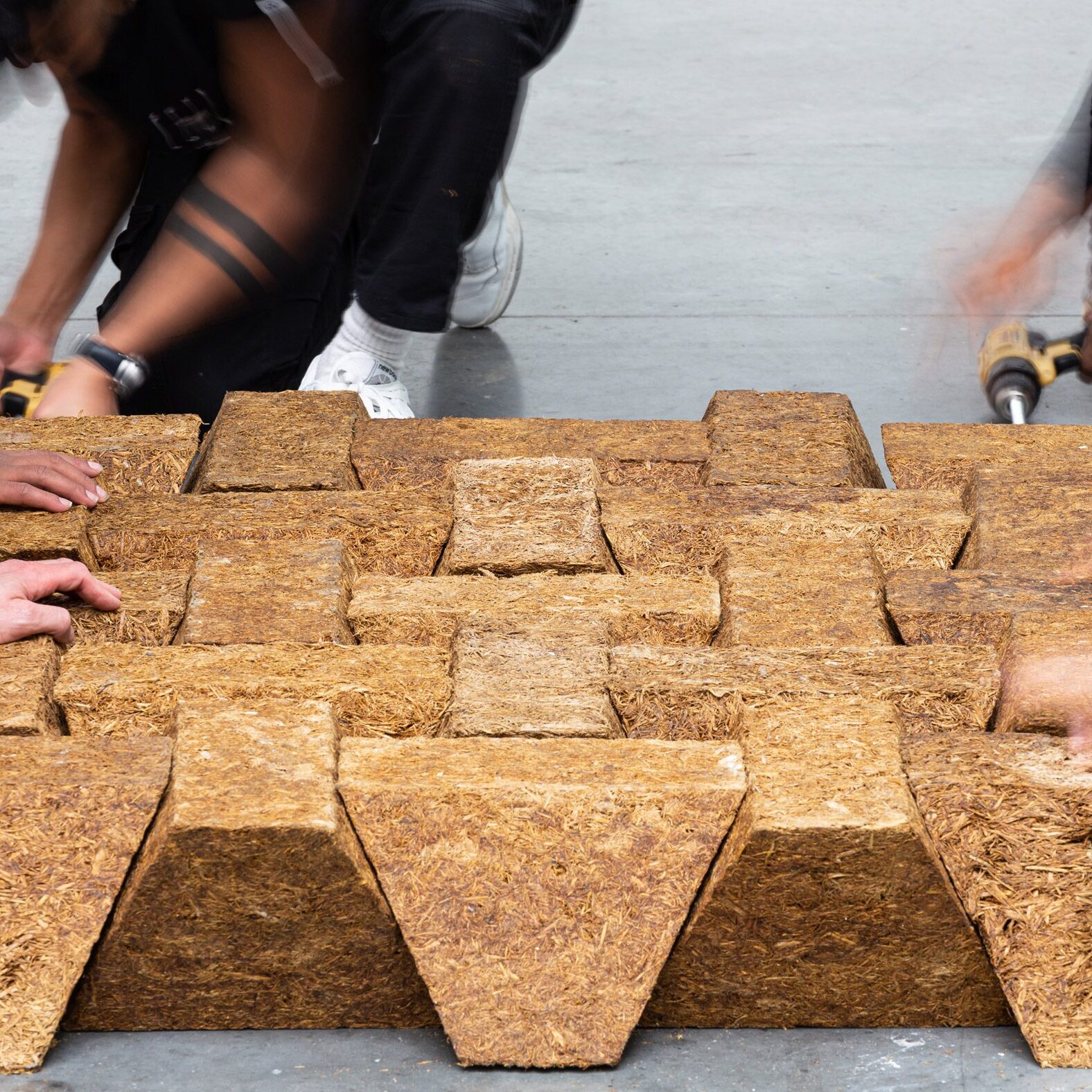 Sugarcrete: New building material from sugarcane waste