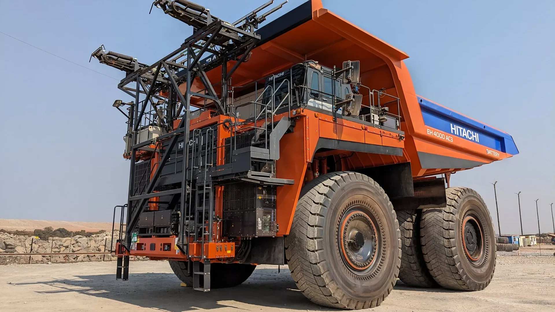 World’s first ultra-large battery electric dump truck begins trial