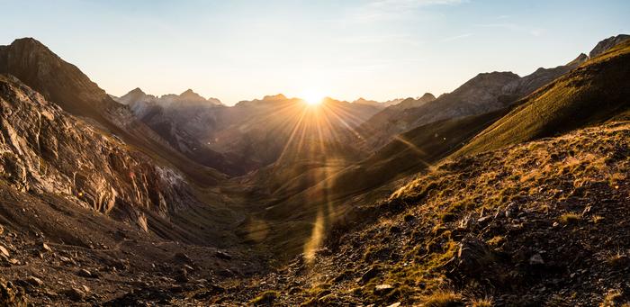 Sunset over the Pyrenees. CREDIT Will Hawkes. Article: 17 million insects migrate through 30-metre Pyrenees pass, new study finds. 