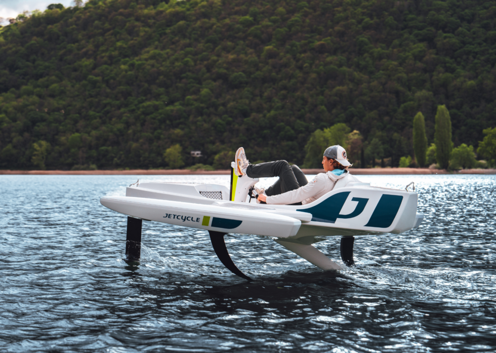 E-JetCycle hydrofoiling