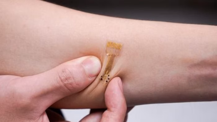Smart bandage detects infection days in advance